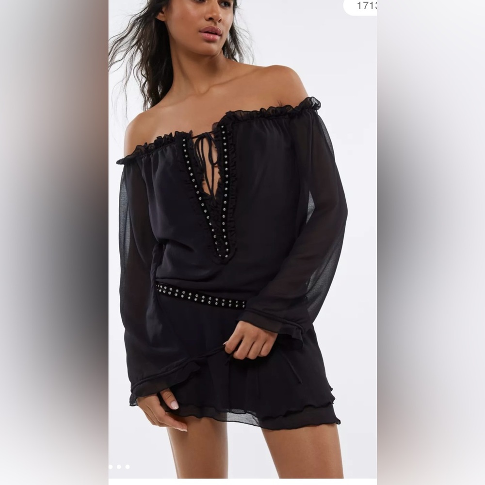✨ Silence + Noise Dress – NWT ✨